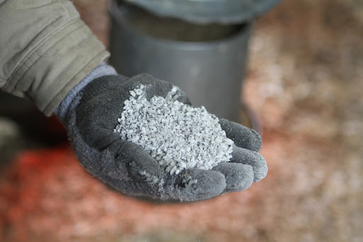 Plus a handful of poultry grit - Insoluble crushed granite, which is an effective product for aiding proper digestion. Since chickens don't have teeth, they need something to help them break their food down for digestion.