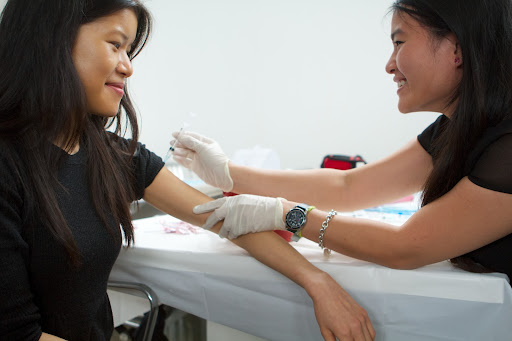 Affiliated Physicians has provided free flu shots at the MSLO Wellness Expo for the past 5 years. Gloria Lin is receiving her annual flu shot. http://www.affiliatedphysicians.net/