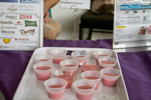 She made fresh sample-size smoothies for everyone in attendance. Pictured here is the Strawberry+Banana.
