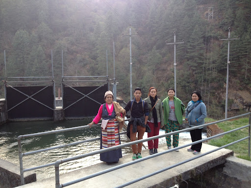 On our last day we made that 2-hour journey on foot to get to our rental car. We stopped to take a photo by the Salleri Chalsa electric hydro power dam, which generates electricity for all the neighboring towns.