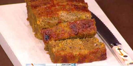 The meatloaf is baked in a 400º oven for about 1 1/2 hours, until a meat thermometer inserted in the center reaches 160º.
