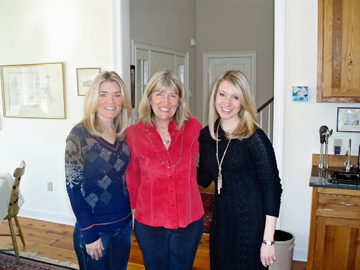 Stephanie Fitzhugh (left) - Promotion Director of TV - spent the holiday in Bucks County, Pennsylvania with her Aunt Nancy, Uncle Dale, Cousin Evan, and extended family and friends.