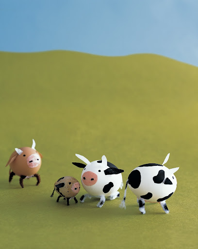 Egg Cows: Brown eggs are a natural starting point for animals with dark fur or feathers, and tiny speckled quail eggs are sized right for baby cows.
