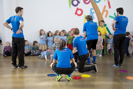 Alexis thought that it would fun for the kids to run around and be active at the party. She found Super Soccer Stars, who offer all kinds of soccer classes for kids.