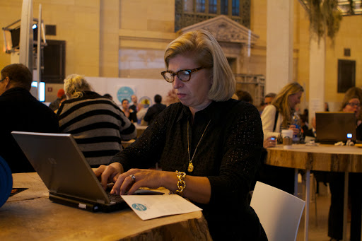 MSLO's Michelle O'Connor, Home Director-Publishing, brought her laptop to get her work done throughout the day.