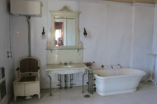 http://www.themarthablog.com/2012/09/i-went-on-a-guided-tour-of-the-elms-in-newport-rhode-island.html