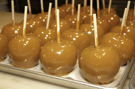 Plain caramel apples