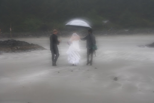 At last - an umbrella for the bride!