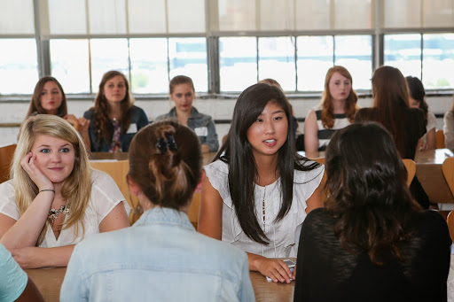 We gave the interns some time to talk, so they could share their MSLO experiences with their peers.