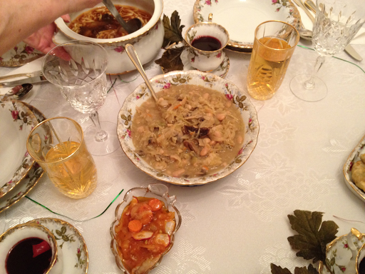 Daniel Boguszewski - Cooked cabbage with wild mushrooms and beans