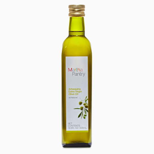 The Arbequina extra virgin olive oil is a single varietal, fresh pressed in California. The best oils are the secret to outstanding salad dressings and so many other dishes.