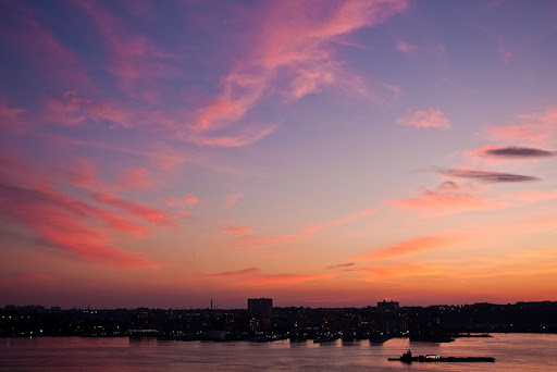 This glowing sunset on the Hudson River was a perfect lead in for the fireworks.