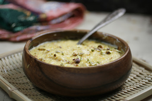 This is a sweet savian kheer from the Himalayas. It's like a rice pudding made with vermicelli noodles. Delicious!