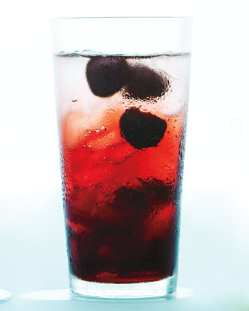 Sip on Exotic Juices - Pomegranate juice is loaded with vitamin C and potassium, as well as cancer-fighting polyphenols. http://www.wholeliving.com/183667/50-ways-stand-cancer