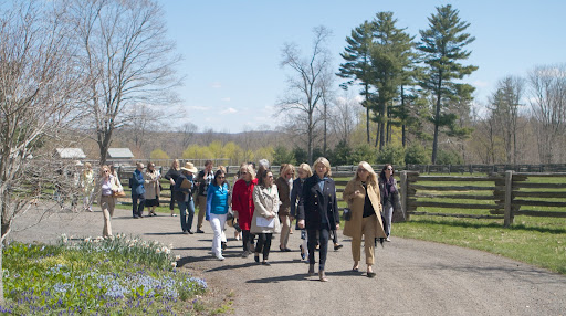 The ladies admired the muscari and the Virginia bluebells. Many wondered if their upcoming Central Park Hat Luncheon will be blessed with such good weather. I attend this luncheon every year and have blogged about it, and it's always fun, even in the rain.