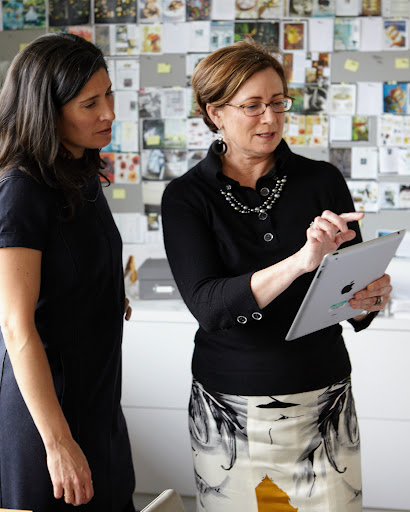 Pilar and Gael Towey, our Chief Creative and Editorial Director, looking at our latest digital issue on an iPad