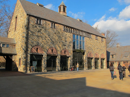 This is the large education center, which was once the hay barn and to the right, where the cows were once housed, is part of Dan Barber's fabulous Blue Hill at Stone Barns.