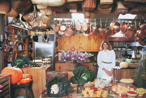 Perhaps you recall this photo from the pages of my very first book, Entertaining, published in 1982? The beamed kitchen ceiling of my 1810 Turkey Hill farmhouse was lined with many of these same baskets.