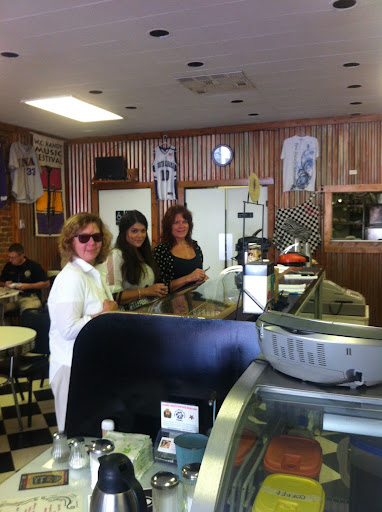 We stopped for coffee at McGraw's Coffee House. They had delicious latte and iced coffee.
