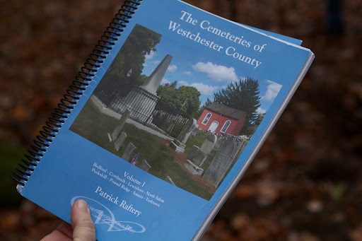 This three-volume work by Patrick Raftery is a wealth of information about churchyards, family graveyards, and public cemeteries of Westchester County.