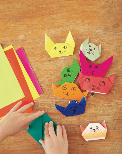 Origami Finger Puppets: Origami finger puppets are a snap to create with squares of paper and a set of markers. If you start with origami paper, which comes in convenient squares, you won’t even have to do any cutting.