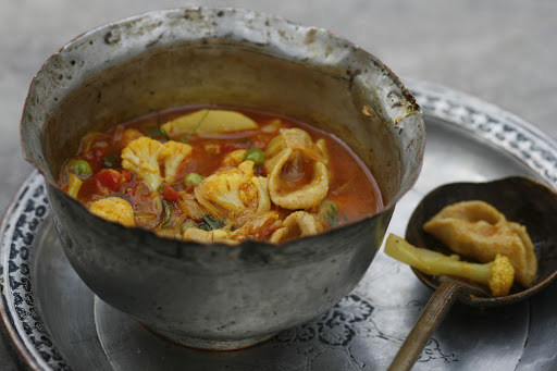 Delicious tschu-tagi curry from the Himalayas