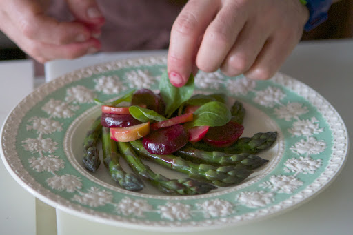 The first course was a salad of freshly picked asparagus from the garden, the very first ones, and baby beets from the vegetable greenhouse.