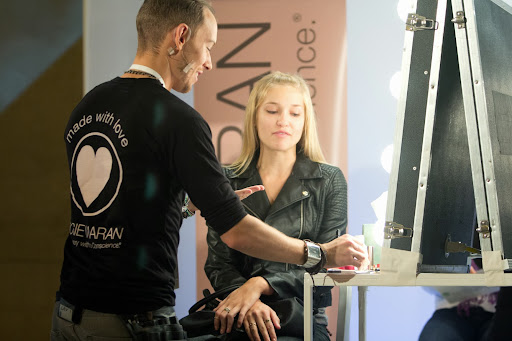 Makeup artists from Josie Maran Cosmetics offered attendees quick makeovers. http://www.josiemarancosmetics.com/