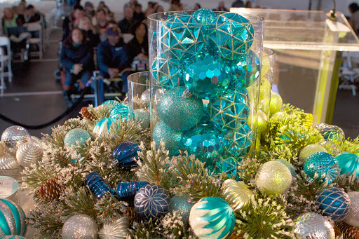 I really love the idea of using wreaths as table decorations and will be doing the same in my home.