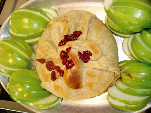 Stephanie Fitzhugh - A lovely baked brie served with green apple slices