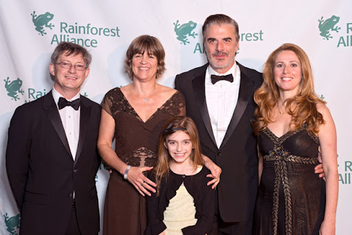 Daniel R. Katz, Founder and Board Chair, Rainforest Alliance; Tensie Whelan; Zoe Katz; Chris Noth, Awards Host for the Gala; and Ana Paula Tavares, Executive Vice President, Rainforest Alliance - Photography by Silk Studio