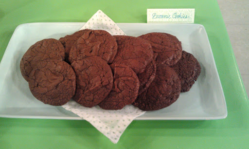 So, the next time you crave a rich tasting browinie, reach for one of these lighter cookies instead. They've got just as much chocolate flavor, but far less butter - and thus less fat - per serving. 105 calories per cookie